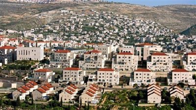 يديعوت: قانون لضم 5 مستوطنات كبيرة في الضفة إلى منطقة القدس