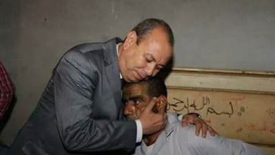 محافظ دمياط يوجه بتوفير العلاج اللازم لوالد أحد شهداء رفح