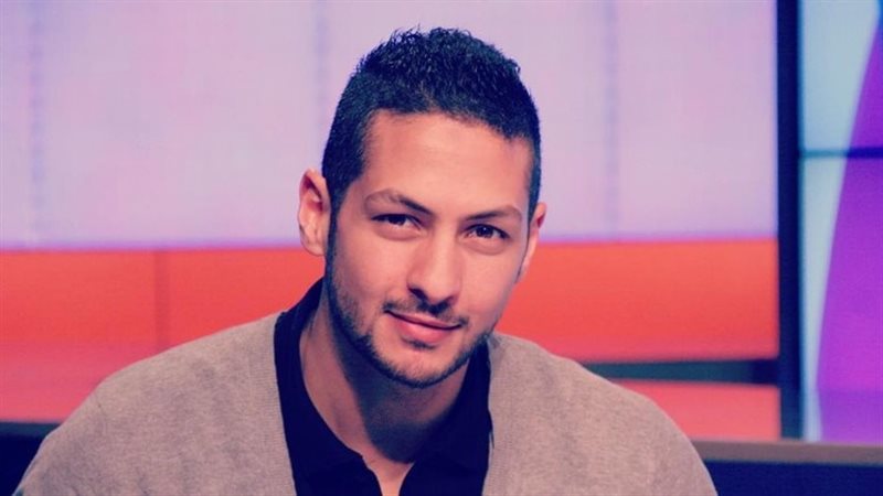 الإعلامي والفنان