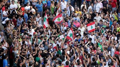 «الأمن اللبناني» يستخدم «القوة المفرطة» لتفريق محتجي «طلعت ريحتكم»