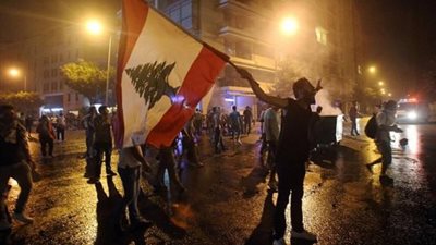 تجدد المواجهات بين الأمن اللبناني والمتظاهرين وسط بيروت