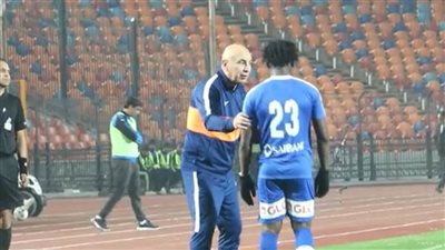 انفعالات حسام حسن بسبب ضياع أهداف أمام الزمالك وتعليمات خاصة لمحمد كوفي | فيديو