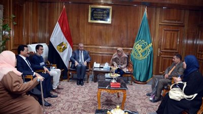 محافظ القليوبية: عمل رامبات بالطرق لخدمة ذوي القدرات الخاصة | صور