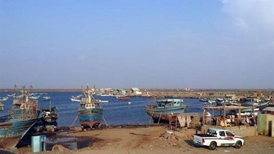 تفكيك لغم بحري قبالة ميناء ميدي في اليمن