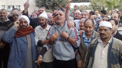 إضراب العاملين بجمعية رجال الأعمال ببئر العبد