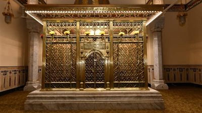 بعد الانتهاء من ترميم مسجدها بالدرب الأحمر.. سر تقديم العدس والعسل الأسود في مولد أم اليتامي