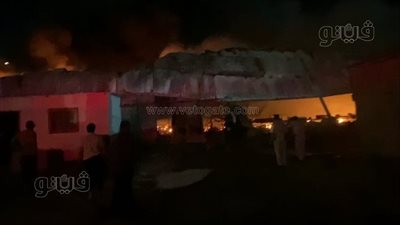 حريق هائل يلتهم مصنع ملابس بالمنطقة الحرة في الإسكندرية| صور