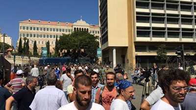 الكويت تدعو رعاياها في لبنان إلى المغادرة فورا