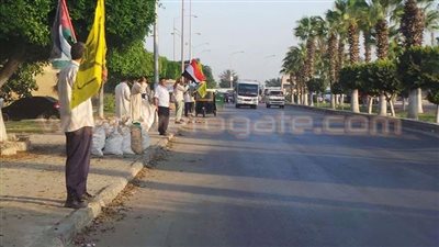 سلسلة بشرية لأنصار 