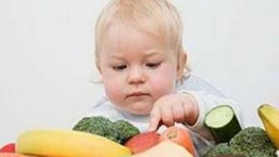 حيل بسيطة لتناول طفلك الخضراوات