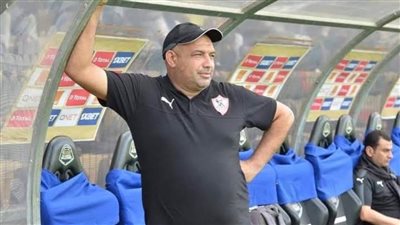لاعبو الزمالك يشاركون فى جنازة وليد قاصد