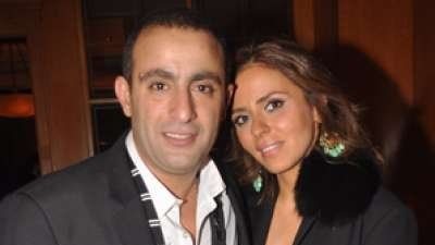 السقا ينفي شائعة انفصاله عن زوجته مها الصغير بصورة تجمعهما