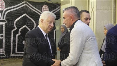 كارتيرون ولاعبو الزمالك يقدمون العزاء في شقيقة مرتضى منصور