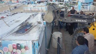 حملة لإزالة كل ما يعيق رؤية البحر في الإسكندرية