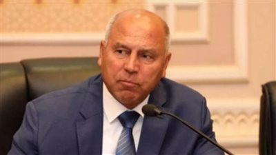 وزير النقل يتابع أعمال النقل البري والسكك الحديدية