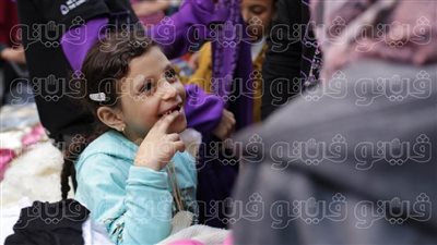 «يوم الكساء».. كيف رسم طلاب الجامعات البهجة على وجوه الأيتام (صور)