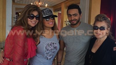 بالصور.. تامر حسنى يلتقى شذى حسون قبل مغادرة لبنان