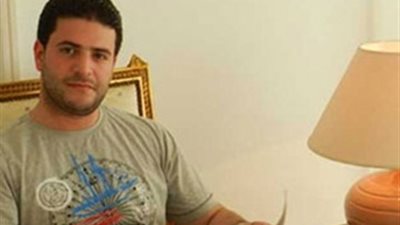 نجل مرسى: دخول عبدالمجيد محمود مكتب النائب العام على جثثنا