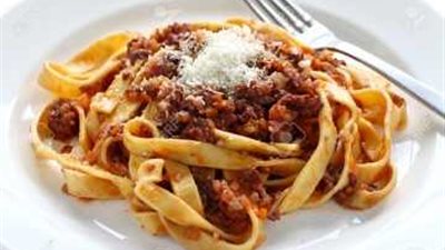 جربى تالياتيلى بصلصلة البولونيز من مطبخ داليا شبانة