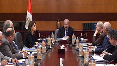 رئيس الوزراء: جهاز المشروعات الصغيرة يوفر فرص عمل للشباب