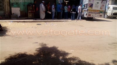 هيئة البريد تستعين بسيارة لإنهاء تحويلات طلاب المدارس بالعمرانية