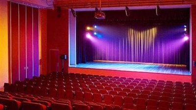 6 عروض في افتتاح 