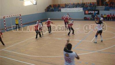 سيدات الأهلى يتلقين الخسارة الأولى فى البطولة العربية لليد