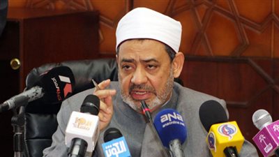 شيخ الأزهر يعود إلى القاهرة قادما من الأقصر.. مساء اليوم