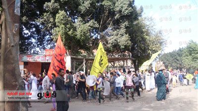 بالصور.. الأهالي يتصدون لمسيرة لأنصار المعزول ببرشوم في القليوبية