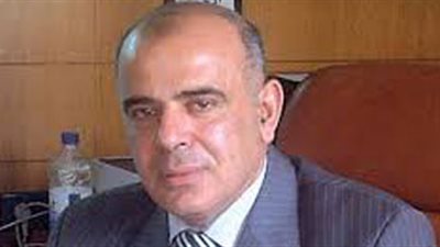 «خليفة» يطالب «البورصة» و«الرقابة المالية» بمراجعة عمليات «الدلتا للسكر»