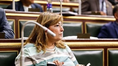 برلمانية تقيم حفل تكريم لأوائل الثانوية العامة في أسيوط