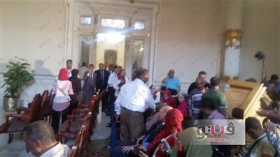 بالصور.. فوضى بديوان التعليم قبل مؤتمر الثانوية العامة