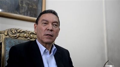 «أستاذ جلدية» يكشف عن 9 عادات تجلب أمراضا خطيرة للمصريين