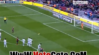 بالفيديو.. إنييستا يتقدم بالهدف الأول لبرشلونة في مرمى غرناطة