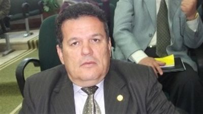 الشرطة تنجح فى فتح الطريق الدولى 