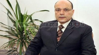 عيد: عدم المثول أمام النائب العام جاء بعد مشاورة اللجان القانونية بالأحزاب