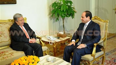 «السيسي» يلتقي المفوض السامي لشئون اللاجئين