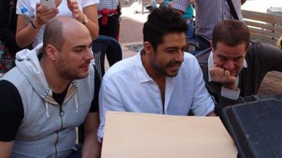 حماقى يصور إعلانا و