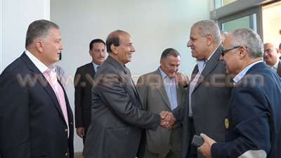 بالصور.. إبراهيم محلب يتفقد المركز المصري للقيادة الآمنة.. رئيس الوزراء: 70 % من حوادث الطرق لأسباب فردية.. هشام زعزوع: منع مرور الأتوبيسات السياحية بدون تزويدها بأجهزة تتبع