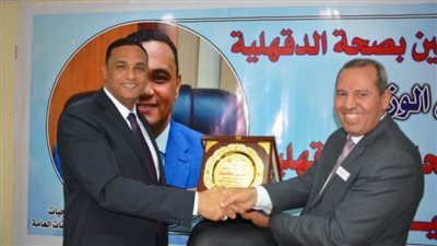 ٧٤ قافلة طبية توقع الكشف على ١١٠ ألف مريض بالدقهلية