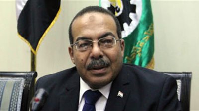 يحيى حسين: قطاع الأعمال العام تأثر سلبيًا بقرار زيادة أسعار الوقود