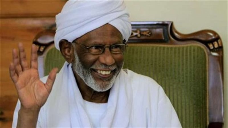 الدكتور حسن الترابي،