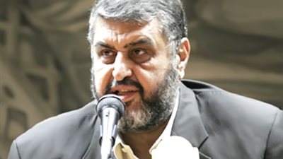 أصحاب الشركات يتهمون الشاطر بالتخطيط لاحتكار سوق السياحة