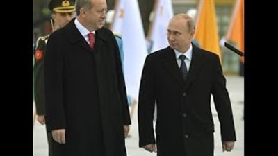 بالفيديو.. شاهد الفرق بين طريقة استقبال «بوتين» لـ«السيسي» و«أردوغان»