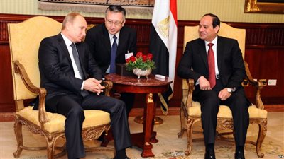 «السيسي»: بحثت مع «بوتين» إقامة منطقة صناعية في السويس
