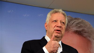 رئيس الزمالك يبحث مع «فيريرا» إقامة معسكر خارجي للفريق