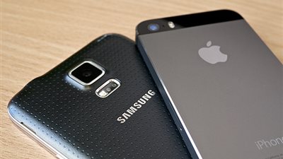 محللون: سامسونج تنتصر على أبل في الأرباح الفصلية