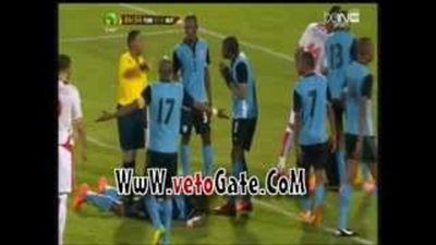 بالفيديو.. لاعب «بتسوانا» يتهم حكم مباراة «تونس» بالرشوة