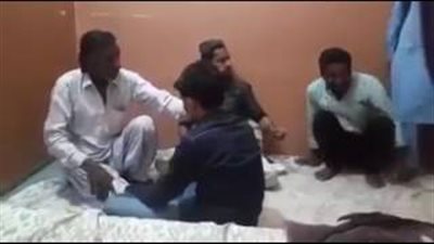 بالفيديو.. نهاية غير متوقعة لجلسة علاج شعبي