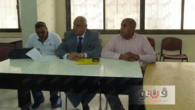 بالصور.. قوى عاملة السويس تبحث مشكلات موظفي شركة «عثمان للنقل»